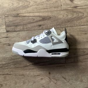 Brand new military black Jordan 4s